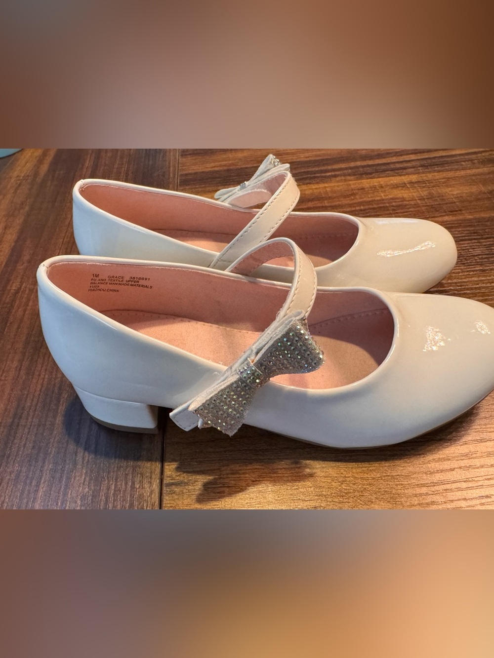 Kelly & Katie Cream Patent Mary Jane Heels with Sparkle Bow